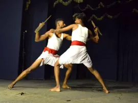 Descubre el fascinante origen de las artes marciales en Kalaripayattu.