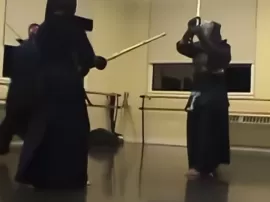 Kendo: la importancia del kamae jodan en la técnica de espada.