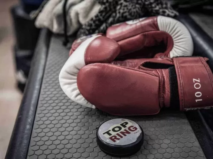 Cómo mantener los guantes de Boxeo limpios y cuidados