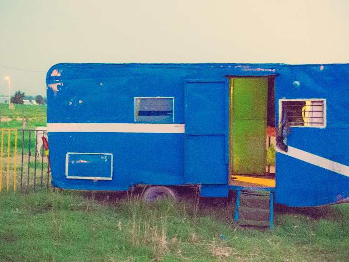 Descubre la caravana de equivalencias del encantador perfume Flower by Kenzo